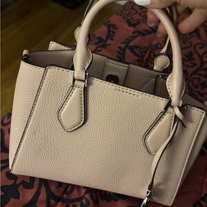 Michael Kors Elegant Pink Leather Handbag